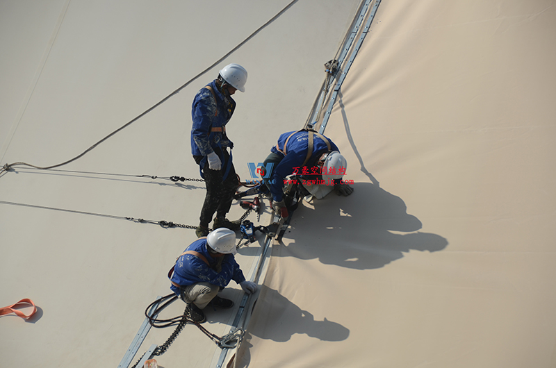 浙江真愛毯業(yè)科技有限公司廠房三屋面膜結(jié)構(gòu)工程完工大吉！