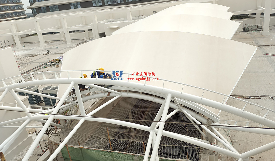 工程進度全速推進，PTFE膜材張拉在即！