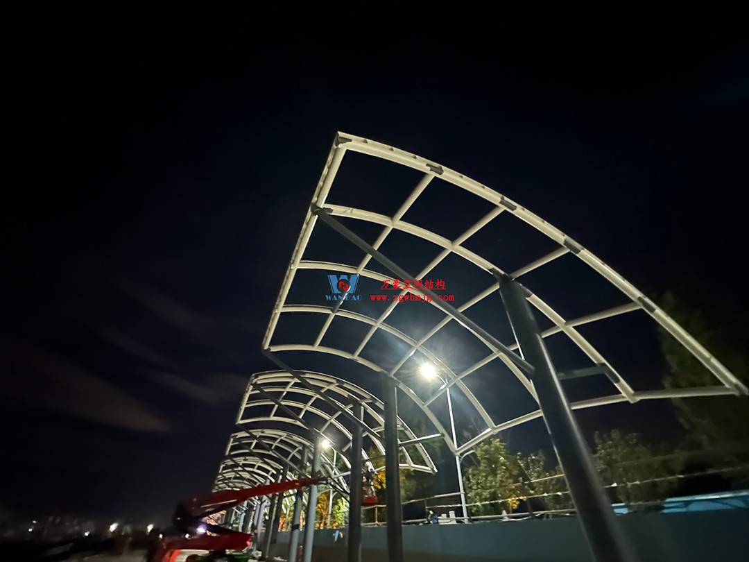 全面加速建設(shè)，創(chuàng)建優(yōu)質(zhì)精品工程