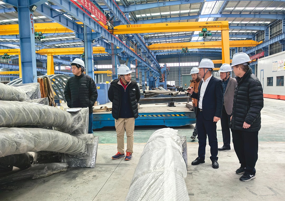 中國鋼結構協(xié)會空間結構分會領導專家一行蒞臨萬豪考察指導工作