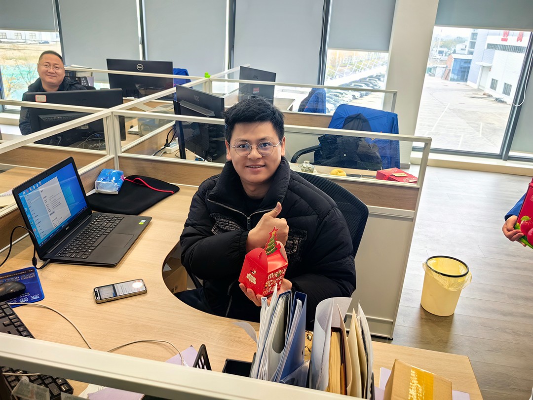 關(guān)愛員工，愛在萬豪|暖心平安夜，傳遞“蘋”安幸福