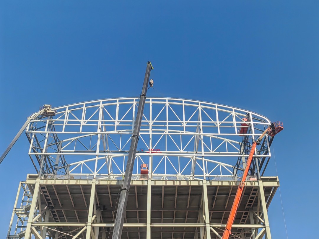 馭風逐沙，織就賽道美學——比亞迪紹興嵊州賽車場干拔沙坡觀景平臺鋼膜結構