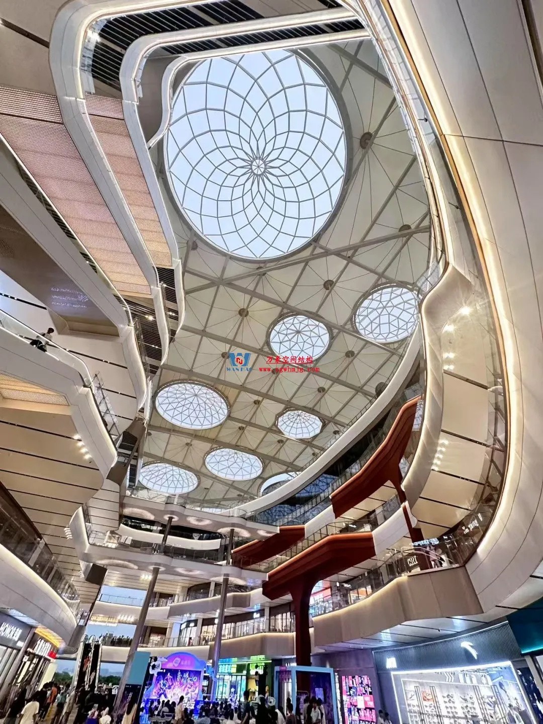 聚焦哈工大！浙江萬豪空間結(jié)構(gòu)集團(tuán)廣州海應(yīng)項(xiàng)目閃耀全國空間結(jié)構(gòu)技術(shù)交流會(huì)