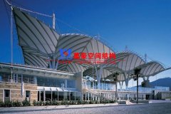 張力膜結(jié)構(gòu)是什么？張力膜結(jié)構(gòu)有哪些特點(diǎn)特稱？